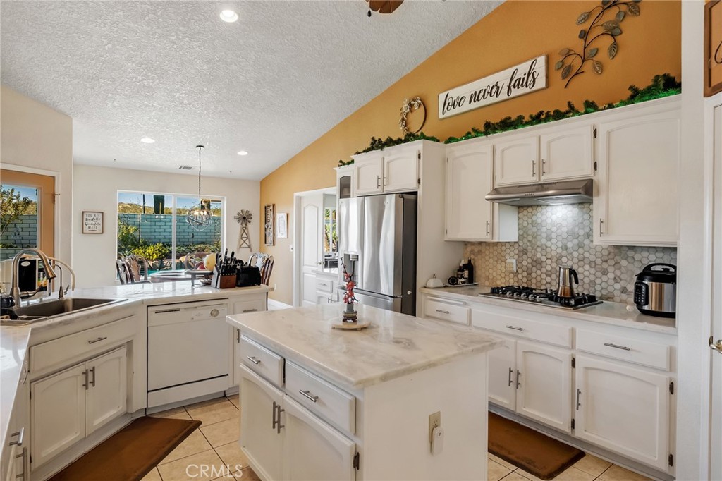 17846 Ohna Road Apple Valley, CA 92307 - Photo 20 of 51 Gallery Image 20