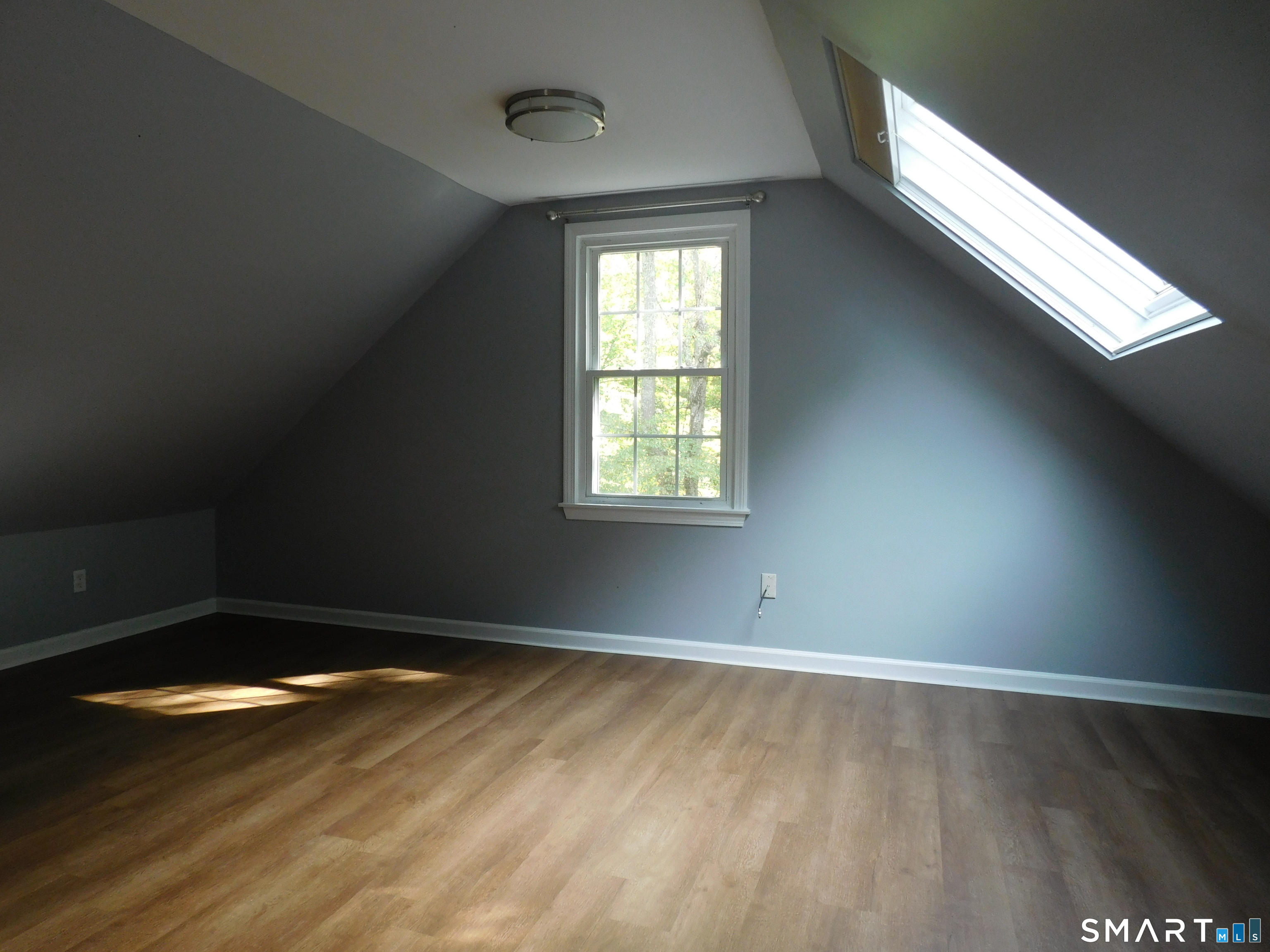 101 Stage Harbor Road Marlborough, CT 06447 - Photo 17 of 19 Upstairs bedroom