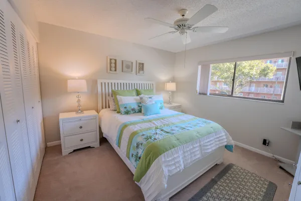 $1,700 | 4725 Lucerne Lakes Boulevard East, Unit 203, Lake Worth, FL 33467