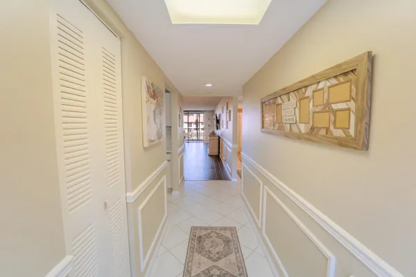 $1,700 | 4725 Lucerne Lakes Boulevard East, Unit 203, Lake Worth, FL 33467