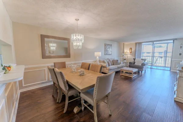 $1,700 | 4725 Lucerne Lakes Boulevard East, Unit 203, Lake Worth, FL 33467