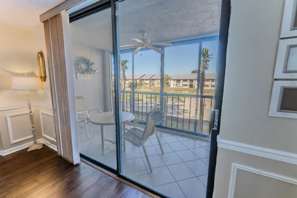 $1,700 | 4725 Lucerne Lakes Boulevard East, Unit 203, Lake Worth, FL 33467