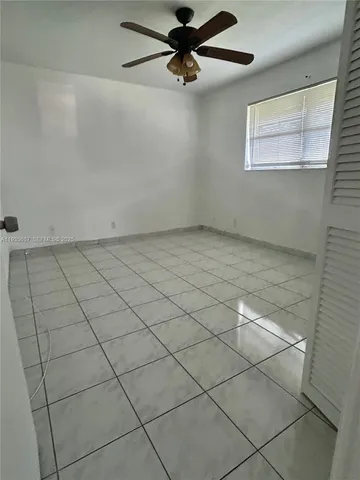 $1,800 | 2230 Jackson Street, Unit 1W, Hollywood, FL 33020