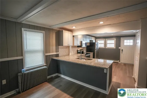 $1,850 | 637 Lehigh Avenue, Palmerton, PA 18071