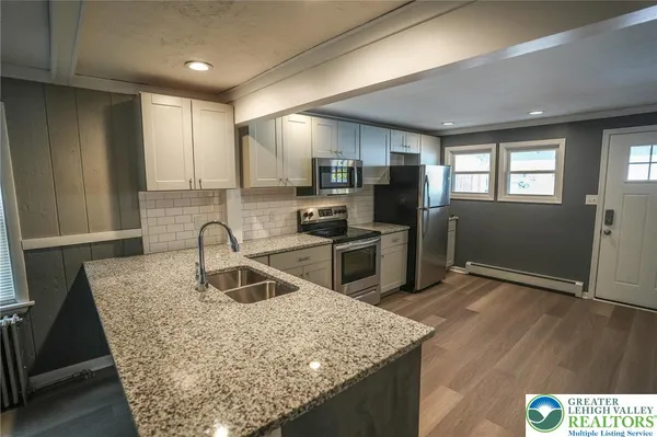 $1,850 | 637 Lehigh Avenue, Palmerton, PA 18071