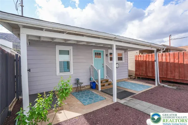 $1,850 | 637 Lehigh Avenue, Palmerton, PA 18071