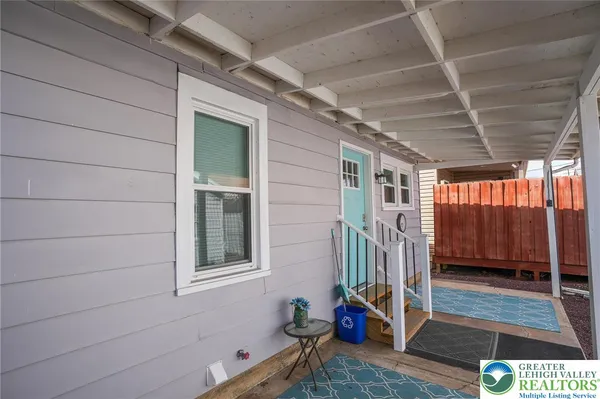 $1,850 | 637 Lehigh Avenue, Palmerton, PA 18071