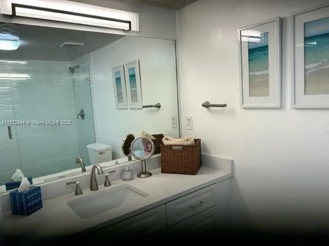 $1,000,000 | 2565 South Ocean Boulevard, Unit 205N, Highland Beach, FL 33487