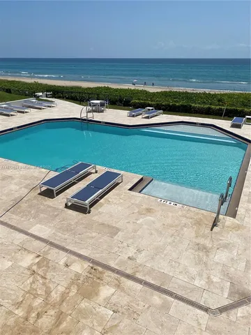 $1,000,000 | 2565 South Ocean Boulevard, Unit 205N, Highland Beach, FL 33487