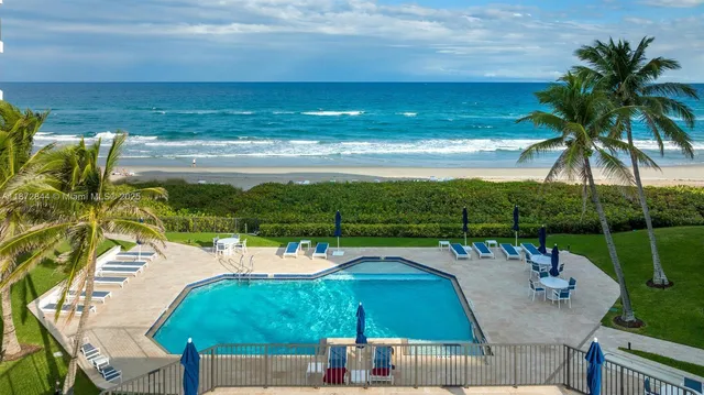 $1,000,000 | 2565 South Ocean Boulevard, Unit 205N, Highland Beach, FL 33487