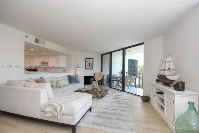 $1,000,000 | 2565 South Ocean Boulevard, Unit 205N, Highland Beach, FL 33487