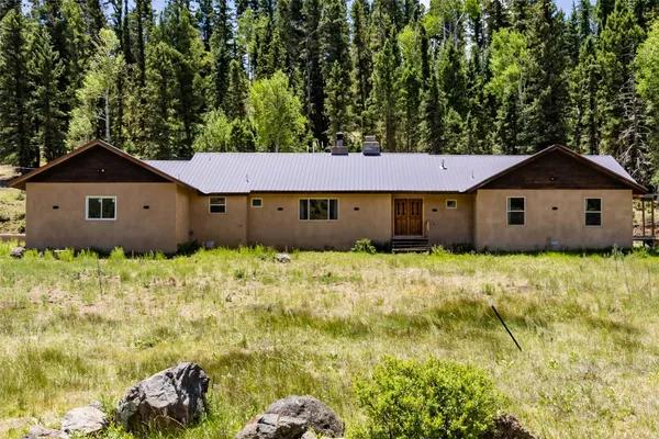 $695,000 | 26778 Highway 64, Taos, NM 87571