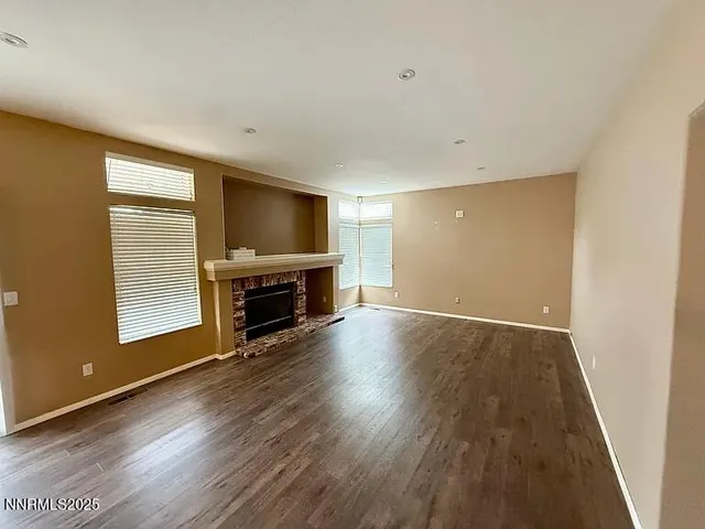 $3,595 | 965 Dolce Drive, Sparks, NV 89434