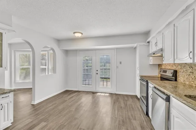 $284,000 | 10705 Northwest 58th Street, Kansas City, MO 64152