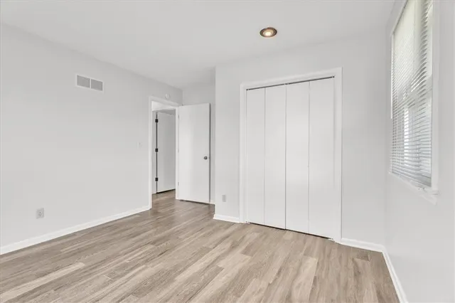 $284,000 | 10705 Northwest 58th Street, Kansas City, MO 64152