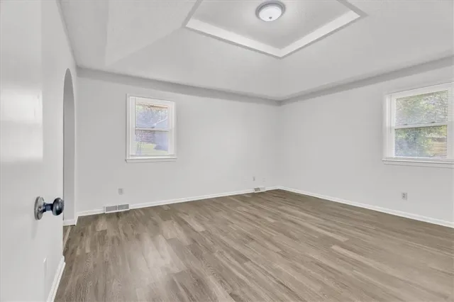 $284,000 | 10705 Northwest 58th Street, Kansas City, MO 64152