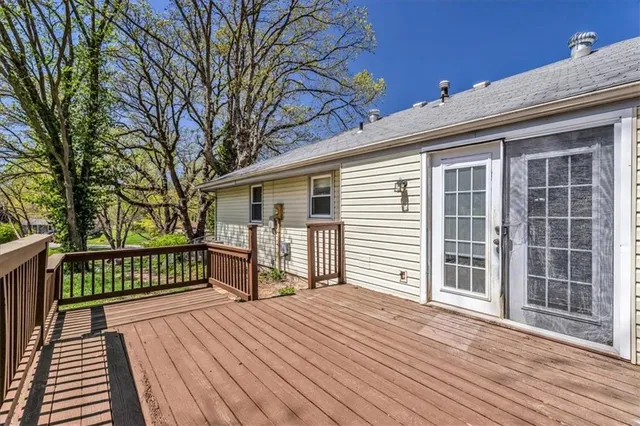 $284,000 | 10705 Northwest 58th Street, Kansas City, MO 64152