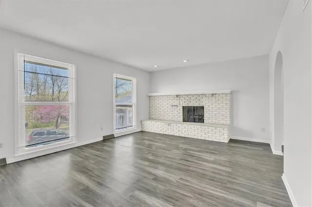 $284,000 | 10705 Northwest 58th Street, Kansas City, MO 64152