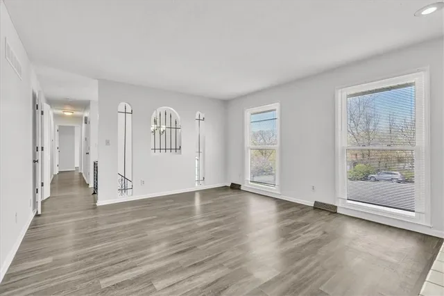 $284,000 | 10705 Northwest 58th Street, Kansas City, MO 64152