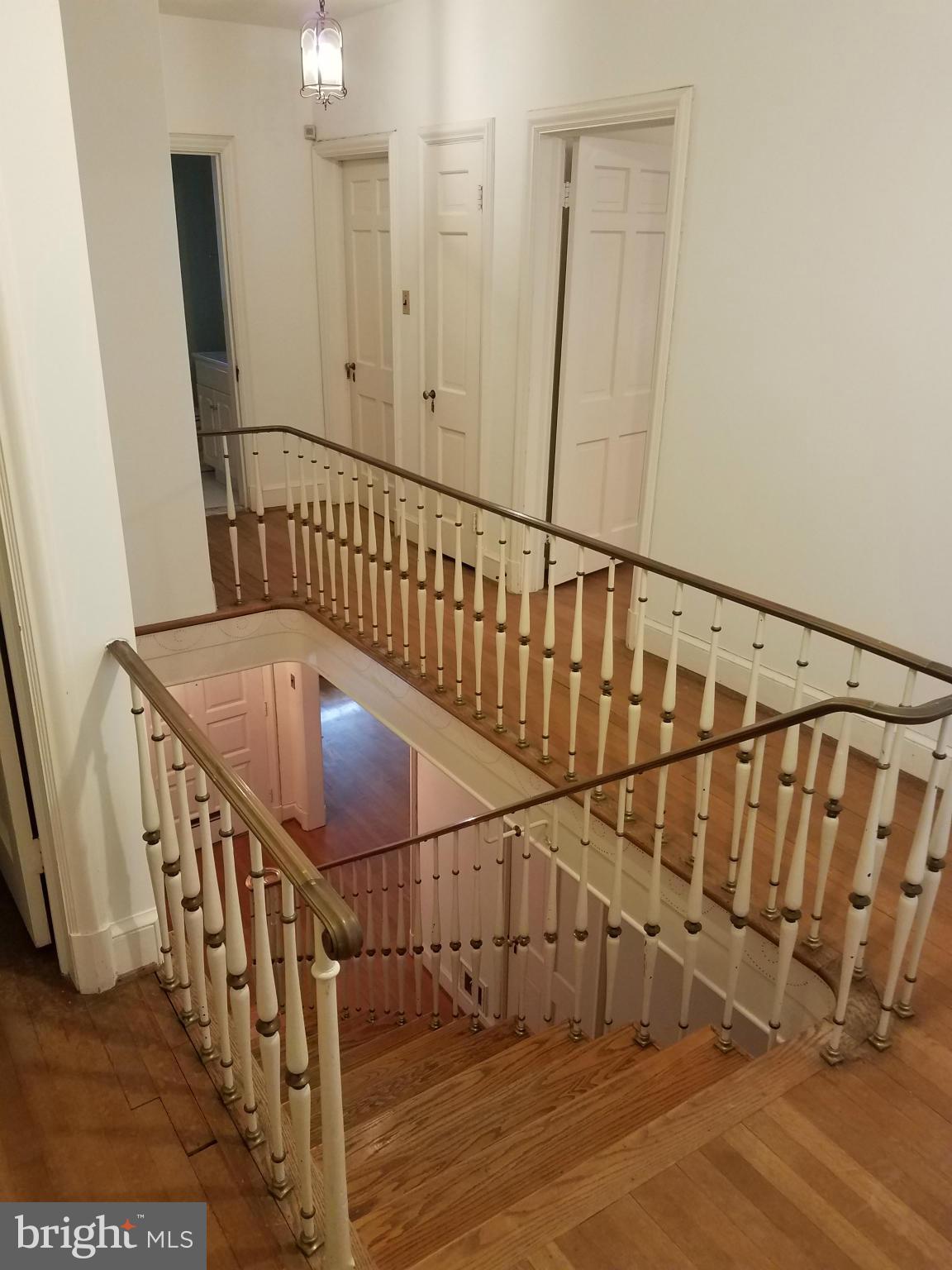 209 Churchwardens Road Baltimore, MD 21212 - Photo 6 of 30 Interior (General)