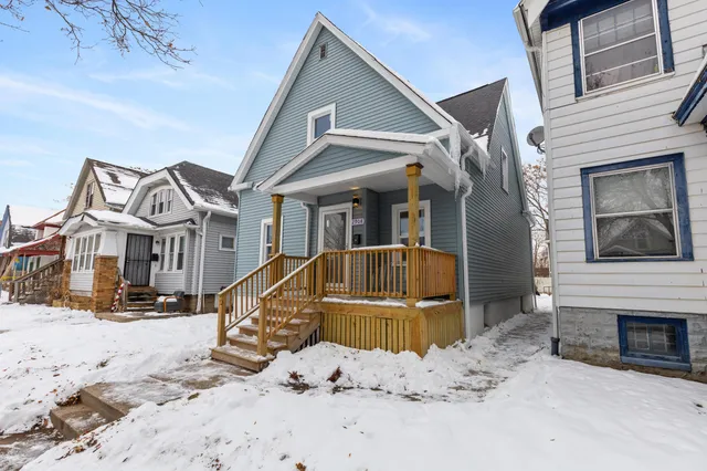 $229,000 | 2908 West Clarke Street, Milwaukee, WI 53210