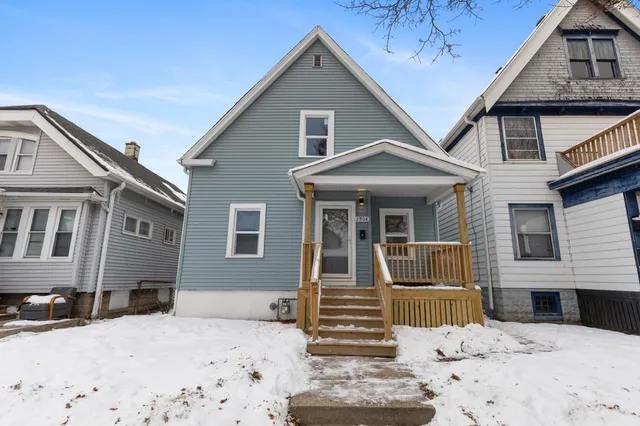 $229,000 | 2908 West Clarke Street, Milwaukee, WI 53210