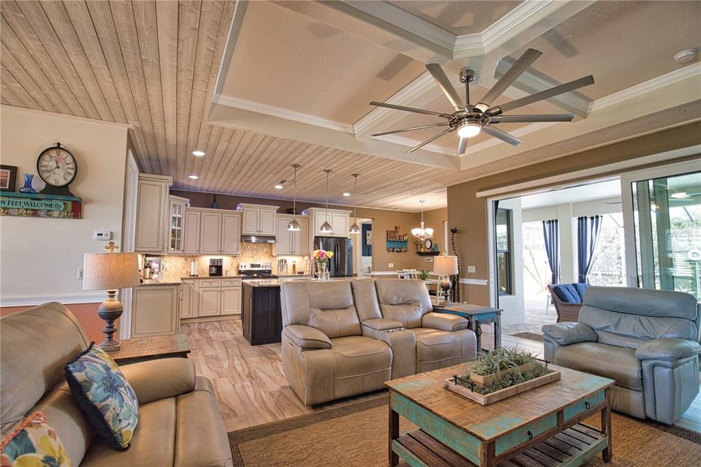 39 Medalist Road Rotonda West, FL 33947 - Photo 12 of 41 Gallery Image 12