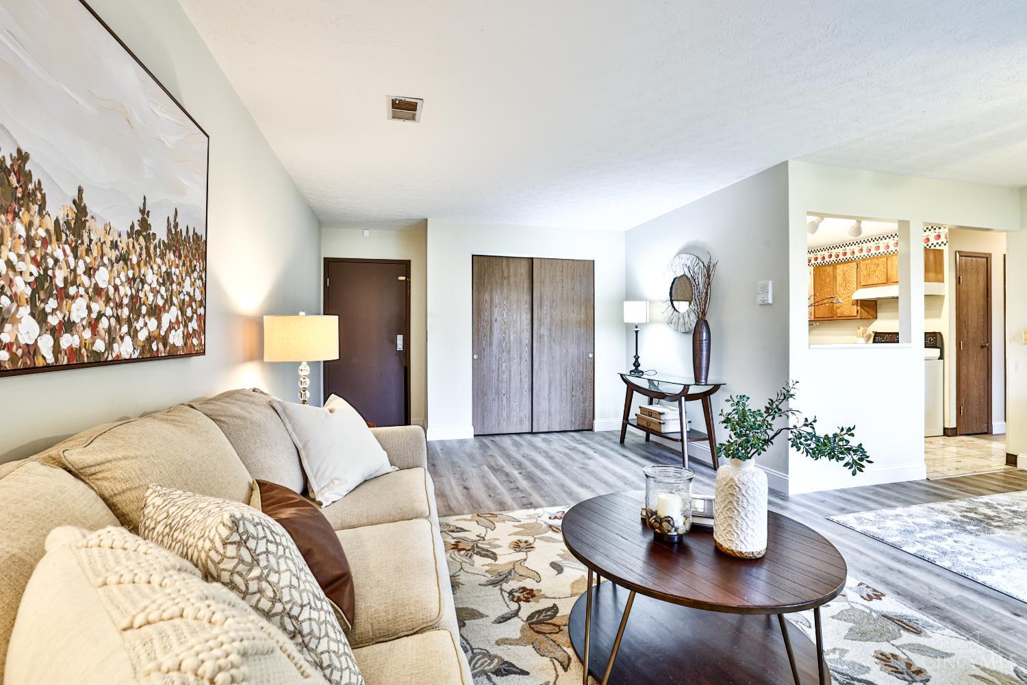 535 Davis Road, Unit 2 Cincinnati, OH 45255 - Photo 7 of 34 Gallery Image 7