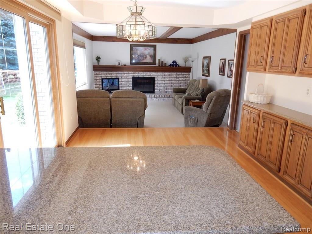 745 Lion Street Rochester Hills, MI 48307 - Photo 18 of 80