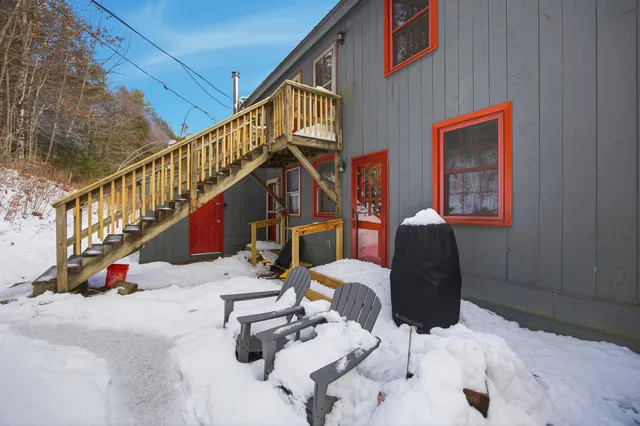 $254,000 | 574 Willard Road, Hartford, VT 05059