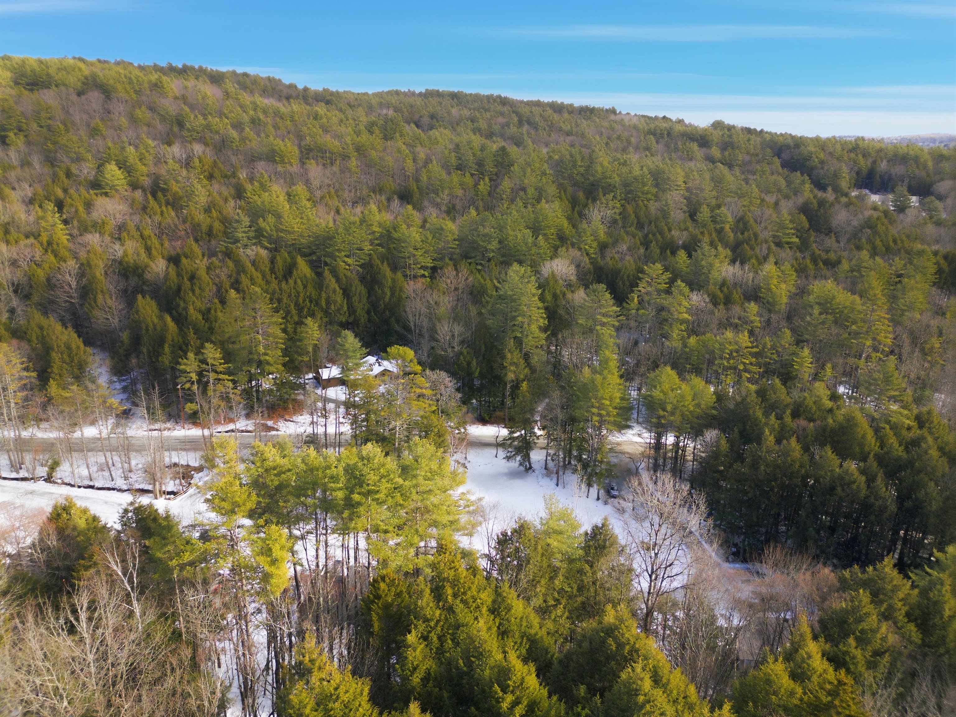 574 Willard Road Hartford, VT 05059 - Photo 30 of 32