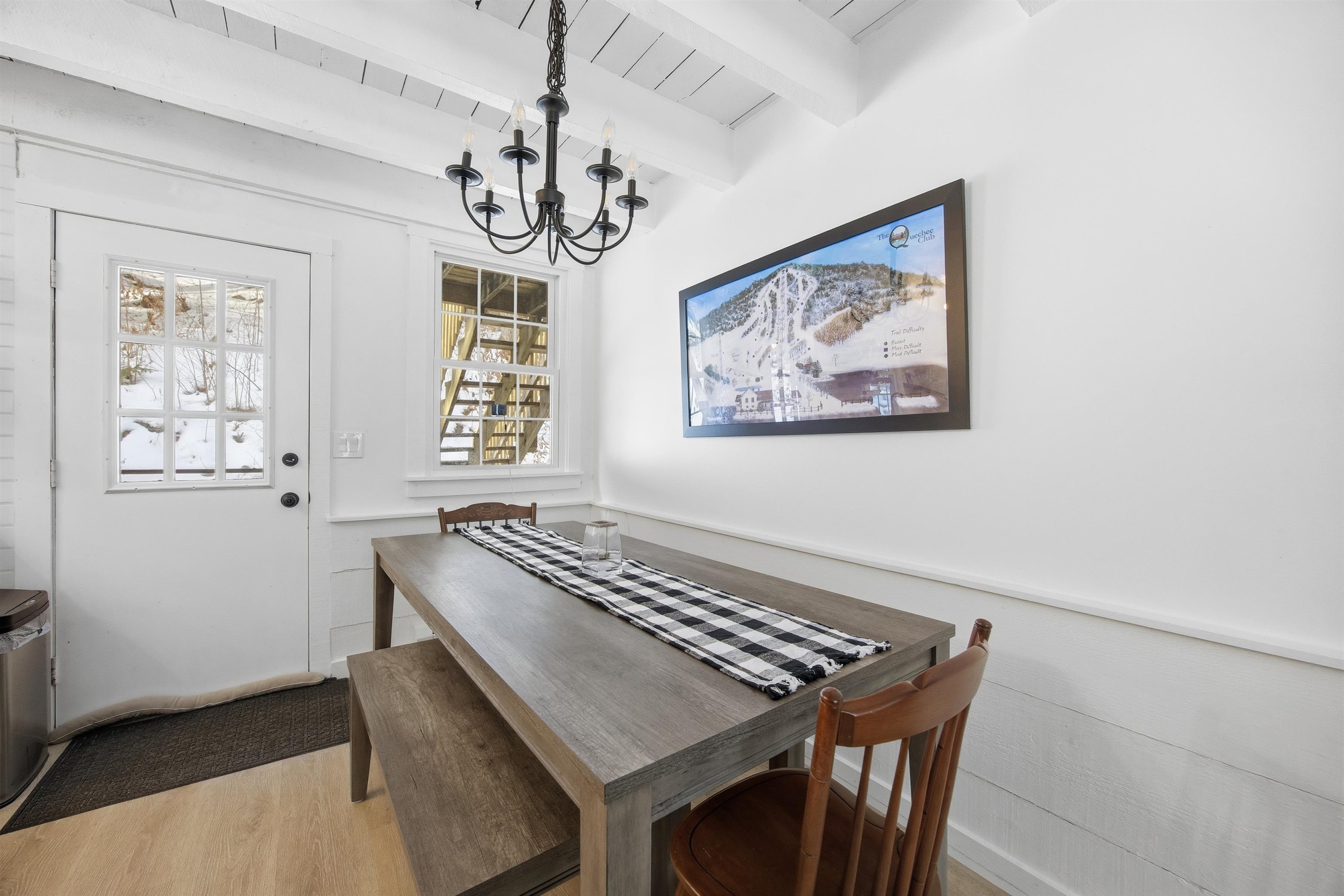 574 Willard Road Hartford, VT 05059 - Photo 8 of 32