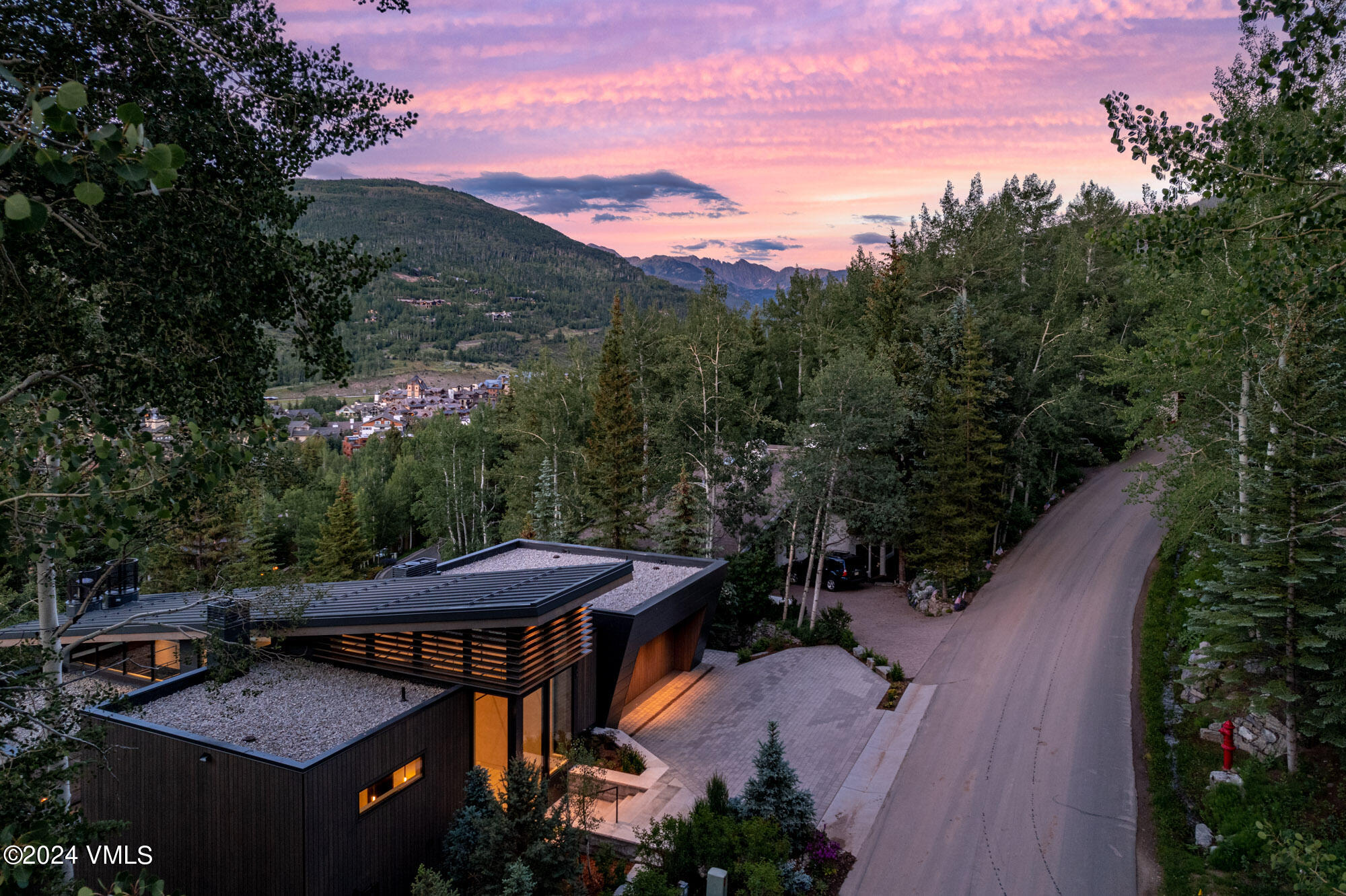 307 Rockledge Road Vail, CO 81657 - Photo 9 of 15 MLS - 307 Rockledge Road - Vail, CO-44