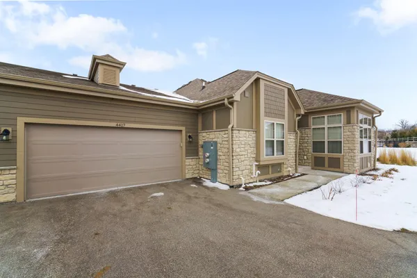 $725,000 | 4417 Creekside Pass, Brookfield, WI 53005
