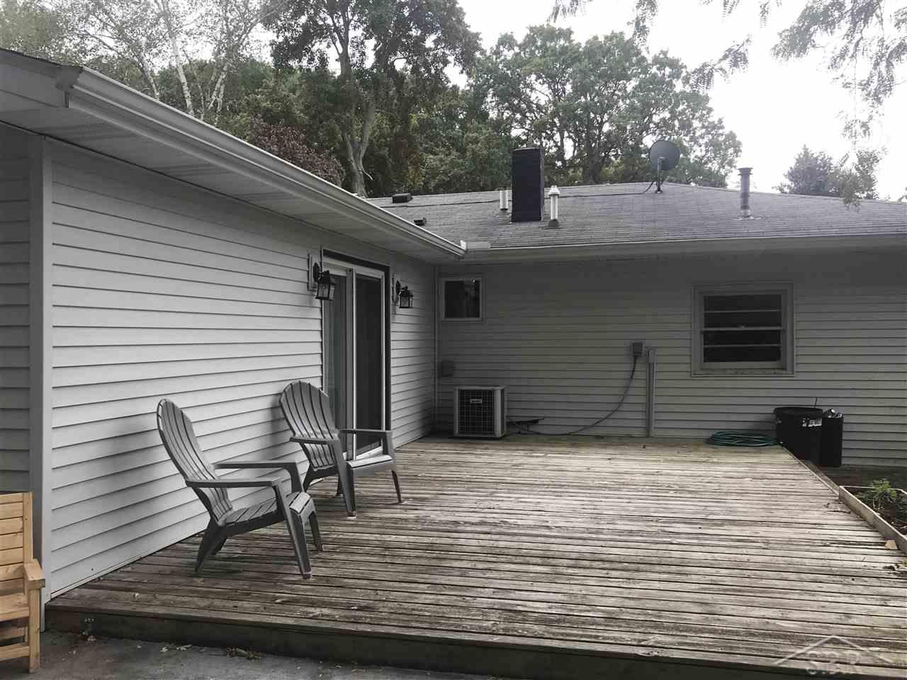 8172 Geddes Road Saginaw, MI 48609 - Photo 7 of 47 31395174-6.JPG