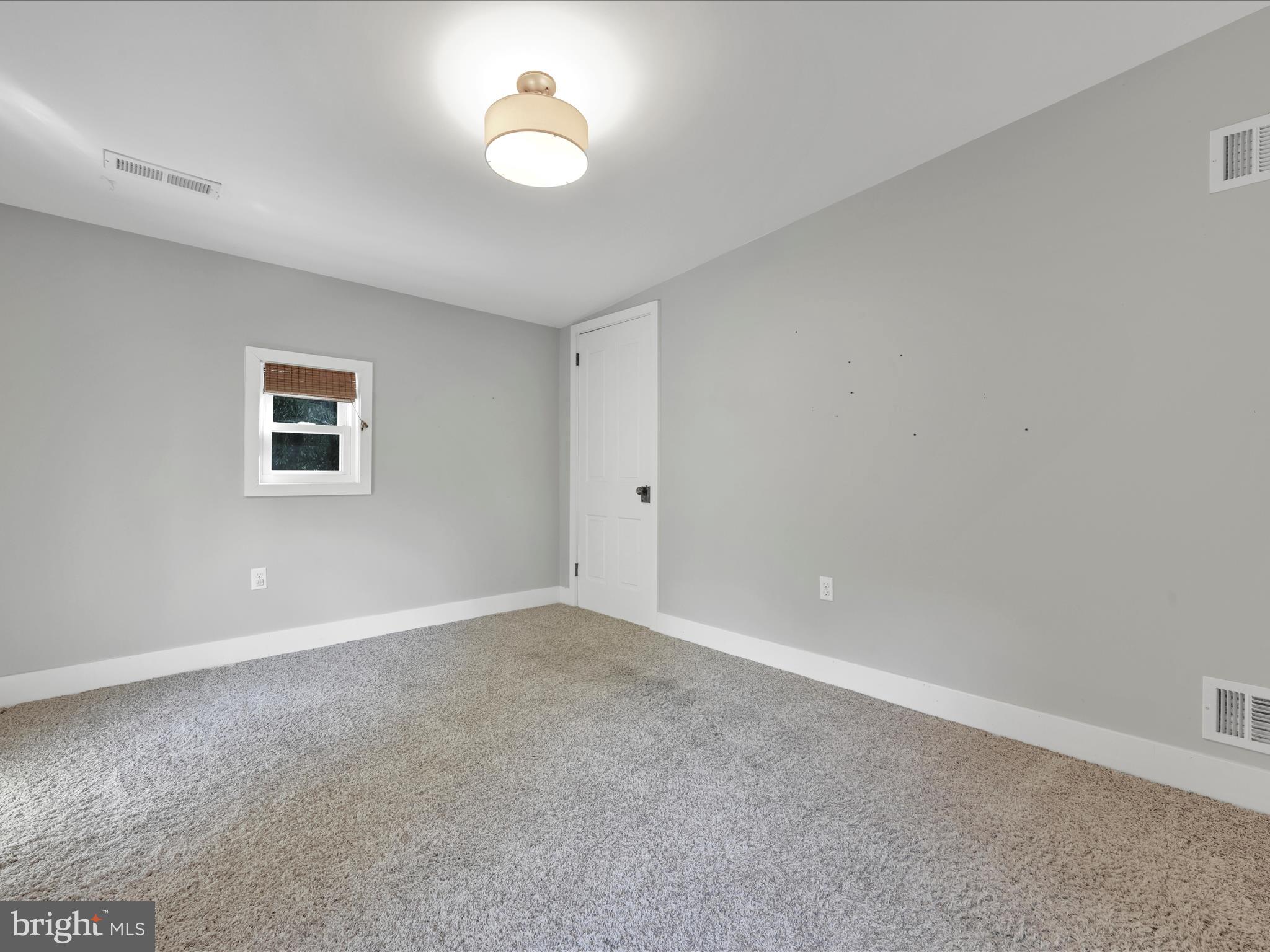 925 Old Road Strasburg, PA 17579 - Photo 26 of 37 Bedroom 3