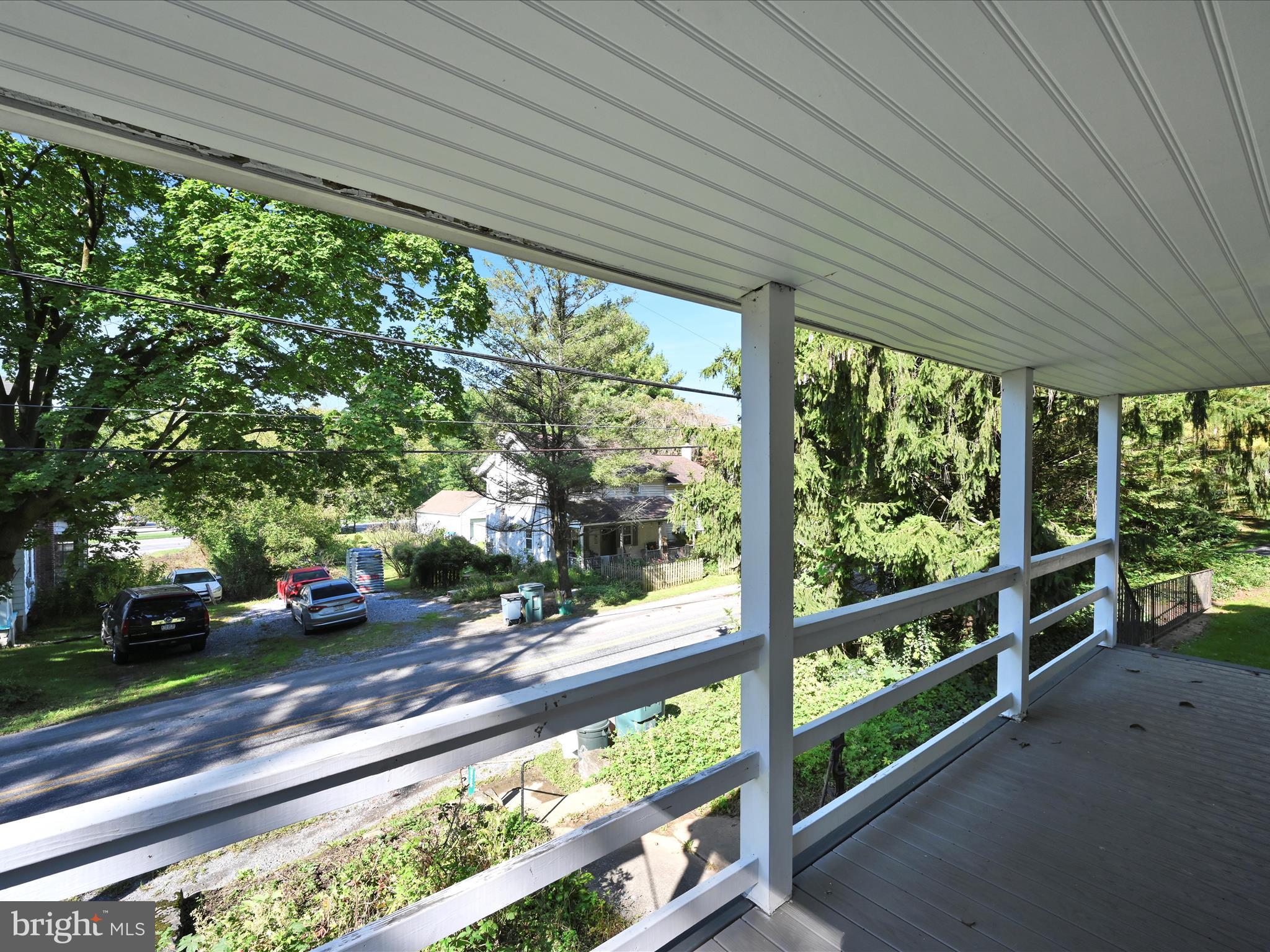 925 Old Road Strasburg, PA 17579 - Photo 4 of 37 Front Porch
