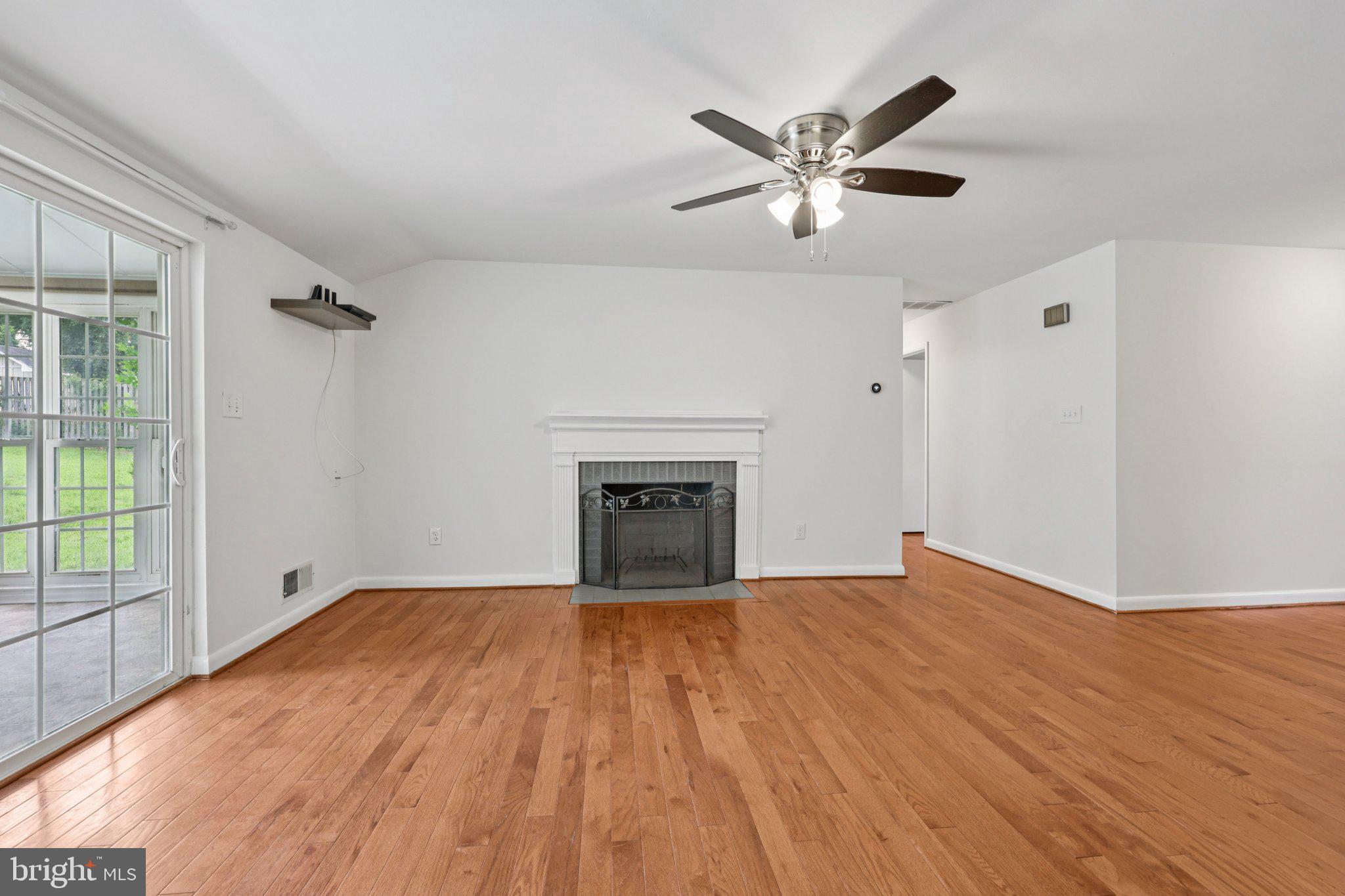 4715 Pole Road Alexandria, VA 22309 - Photo 8 of 41 Gallery Image 8