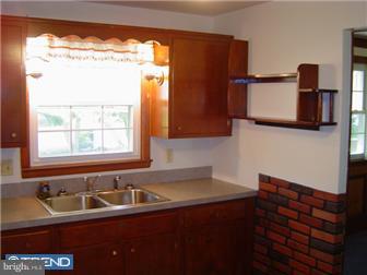 5759 Stoudts Ferry Bridge Road Reading, PA 19605 - Photo 5 of 12 Kitchen