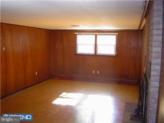 5759 Stoudts Ferry Bridge Road Reading, PA 19605 - Photo 9 of 12 Family Room