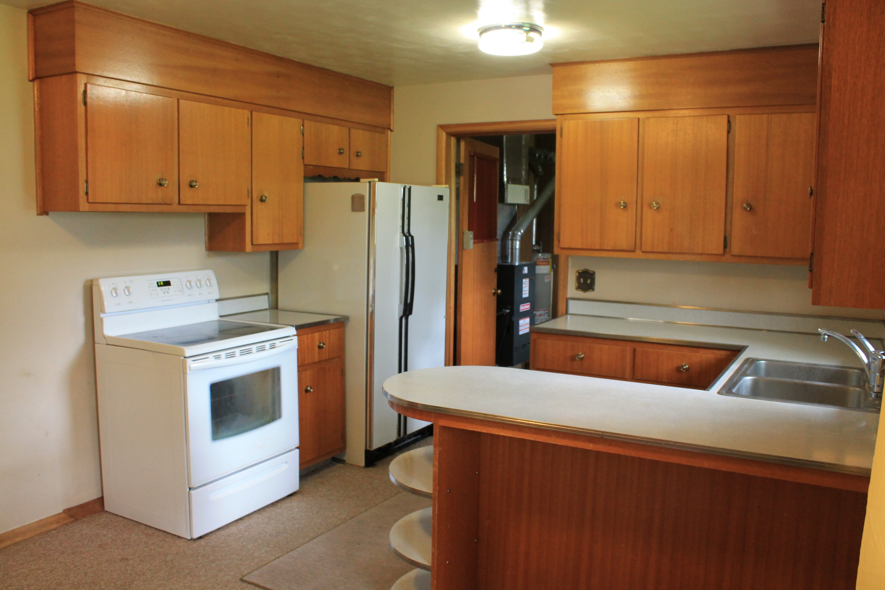 607 South Rangeline Road Anderson, IN 46012 - Photo 4 of 10 Gallery Image 4