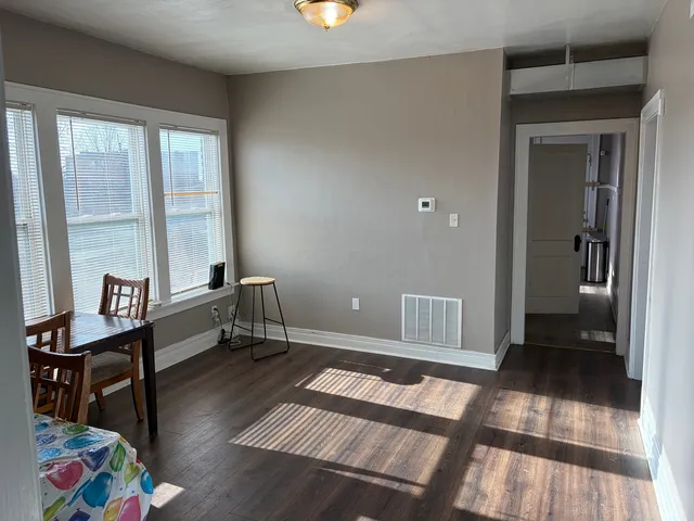 $1,475 | 10226 South Vernon Avenue, Unit 2, Chicago, IL 60628