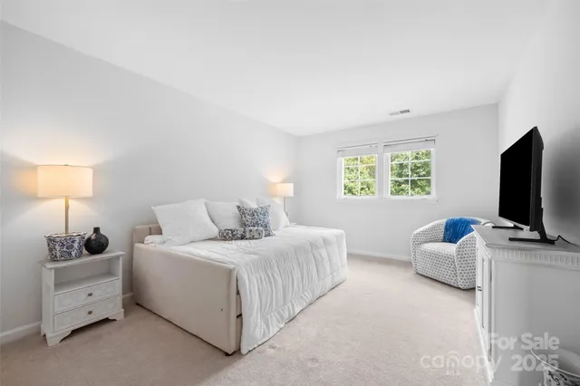 $449,500 | 14569 Greenpoint Lane, Huntersville, NC 28078