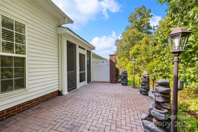 $449,500 | 14569 Greenpoint Lane, Huntersville, NC 28078