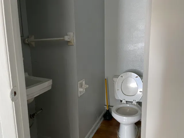 $59,000 | 2325 West Pensacola Street, Unit 136, Tallahassee, FL 32304