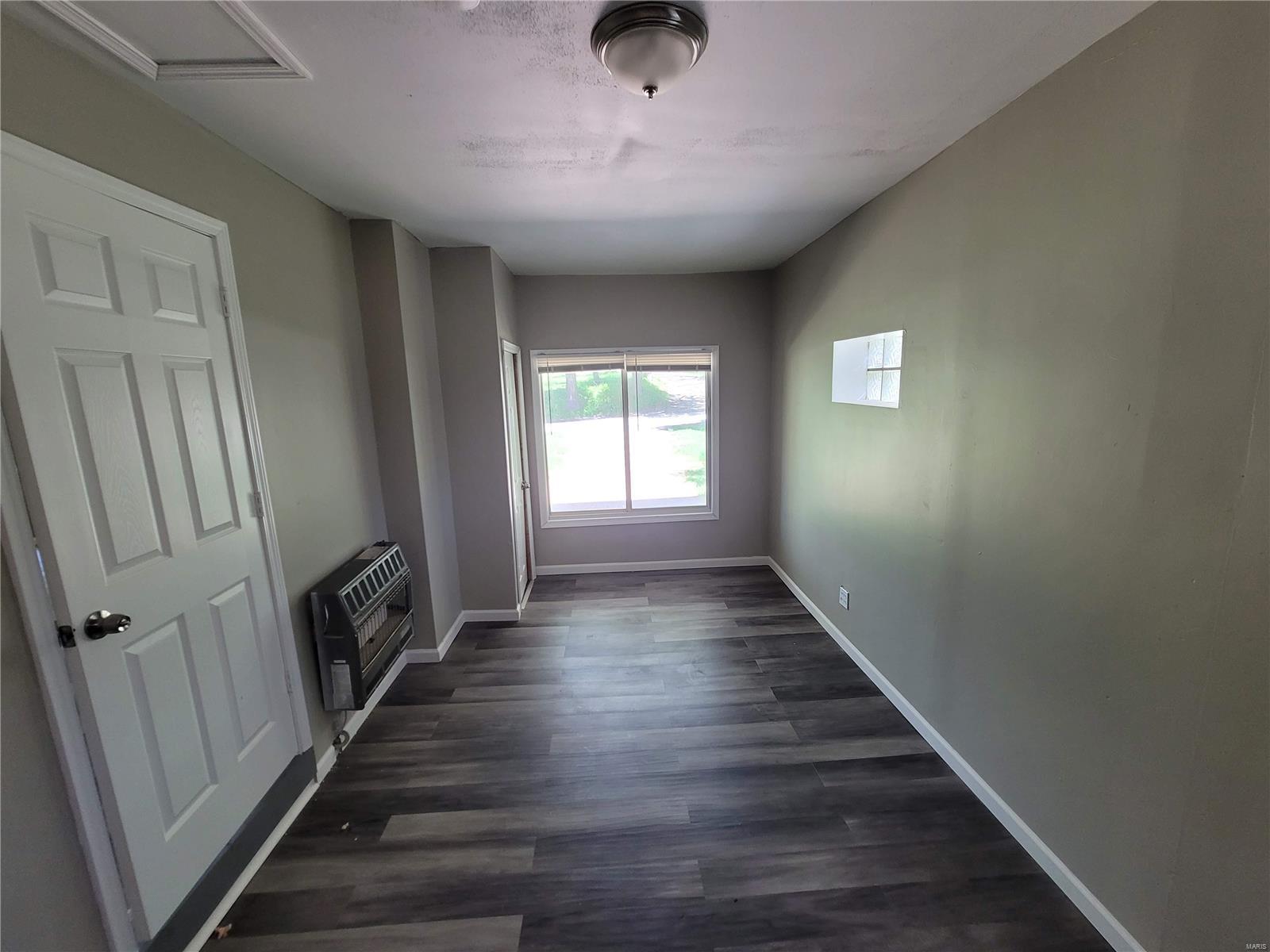 1314 Stein Road St. Louis, MO 63135 - Photo 11 of 29 Gallery Image 11