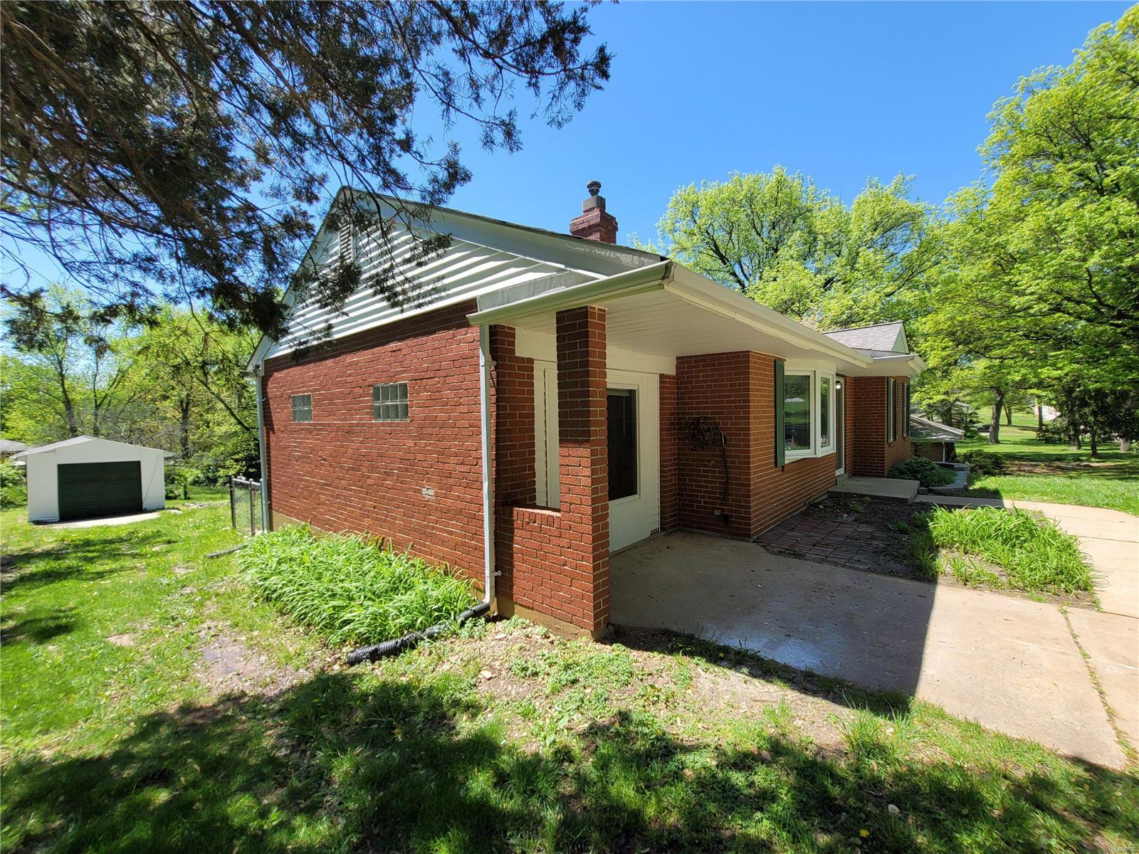 1314 Stein Road St. Louis, MO 63135 - Photo 2 of 29 Gallery Image 2