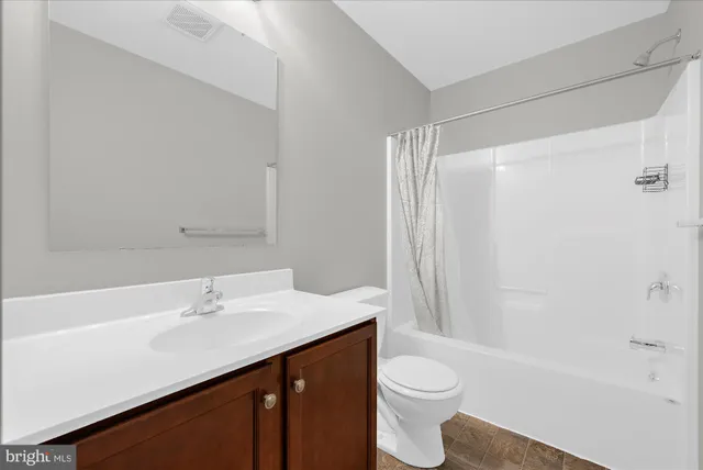 $2,500 | 105 North Yeingst Drive, Elverson, PA 19520