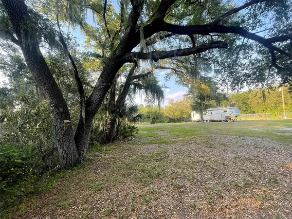 $300,000 | 10020 Linda Street, Gibsonton, FL 33534