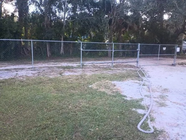 $300,000 | 10020 Linda Street, Gibsonton, FL 33534
